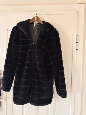 Synthetic women's fur coat, black, size M/38/10