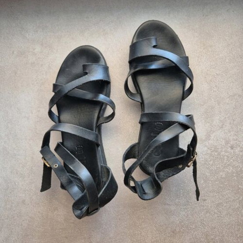 Estil leather sandals black like new, size 38