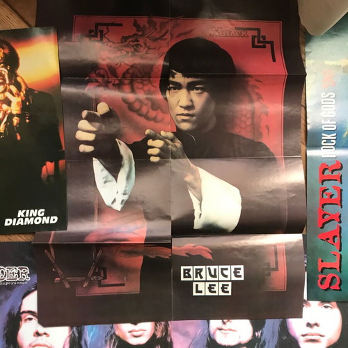 Posters used collectible with Kind Diamond, Bruce Lee, Slayer, Lemmy, Angra, Bon Jovi, Paradise Lost, Blind Guardian, Aris