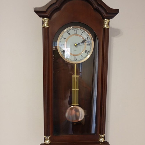 Classic Wooden Wall Clock 70s quartz like new