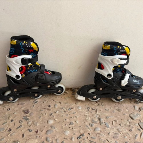 Roller skates no 31-34 and skateboard 53x16 used