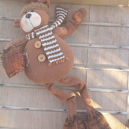 Decorative door bear with weighted feet 60 centimeters
