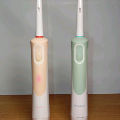Battery toothbrushes used, set of 2 functional