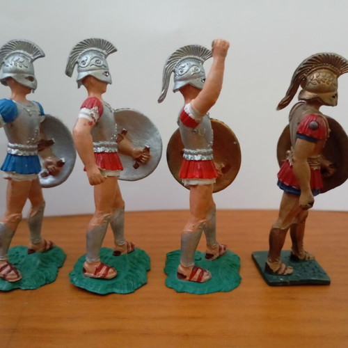 Ancient Greek Toy Soldiers used, set of 4 "ΑΘΗΝ'Α-ΠΑΛ" without spears