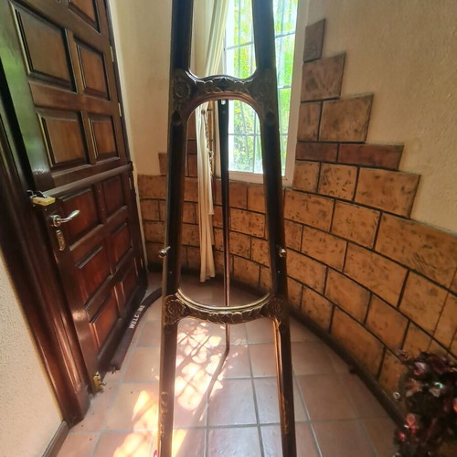 Painting easel used with 2m height and 60cm base length