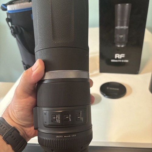 Canon RF 800mm F11 IS STM lens, like new