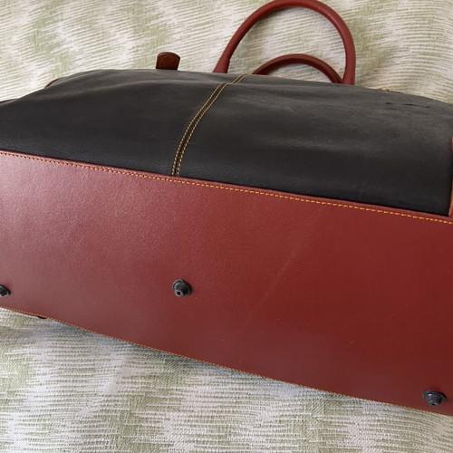 Travel bag 55 40 20 new, leather black and red