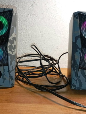 GXT ηχεία σε καλή κατάσταση με φωτισμό