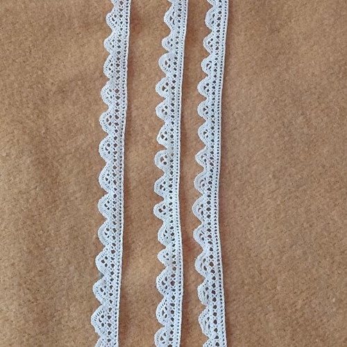 Vintage handmade lace trims set of 3, 85 cm, used