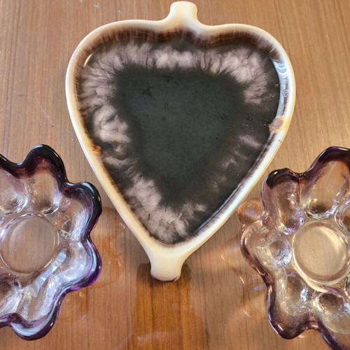 Glass set in purple shades like new, two bowls and platter