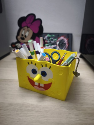 Bob SpongeBob Pencil Holder like new, 15x15x10 cm