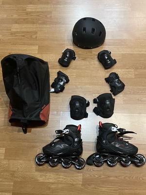 OXELO детски фитнес ролери Fit3 употребявани с комплект протекция и чанта