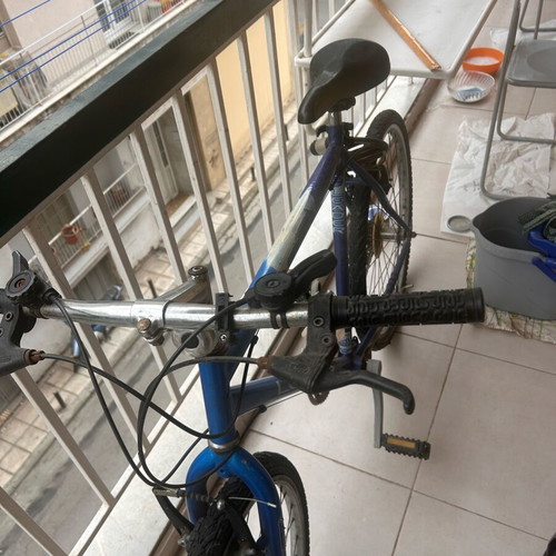 Simple city bicycle used, blue, men's, with gears