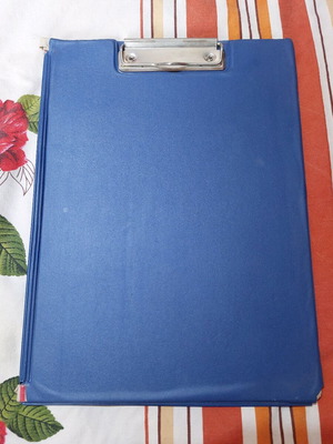 A4 plastic folder with clip and 26 sheets, blue