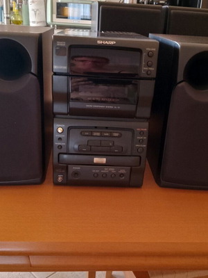 Sharp stereo system