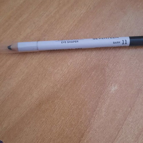 Seventeen dark brown eyeliner pencil long lasting like new