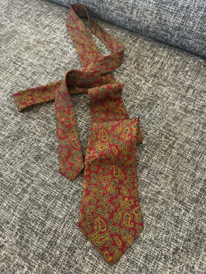 Silk tie Renato Casati like new, red and green
