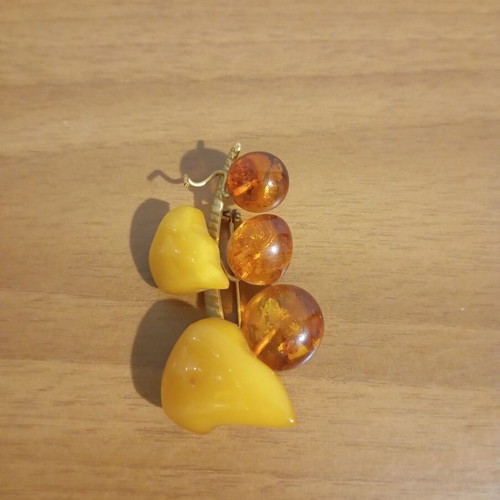 8KR vintage pin used, amber, Russia