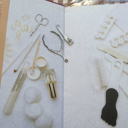 Manicure & Pedicure Guide like new by Leigh Toselli