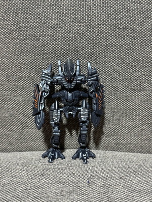 Transformers ROTF Legends Class The Fallen used