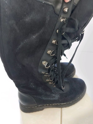 Boots used, almost unworn, black, size 37