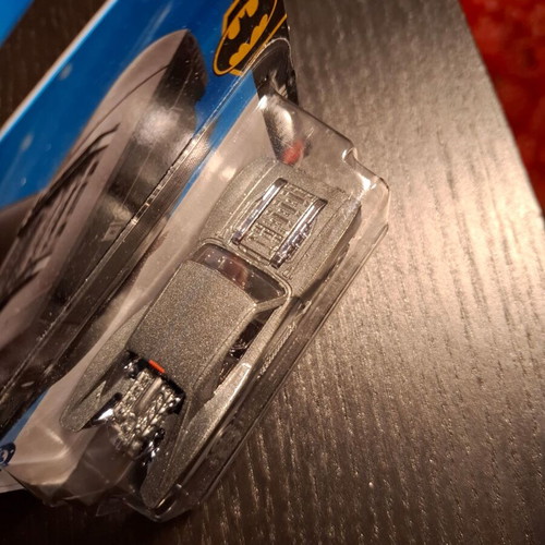 Batmobile Hot Wheels 2025 new