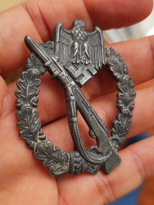 Wermacht Infantry Assault Badge used, World War II