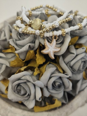 Triple summer bracelet with stars and shell new