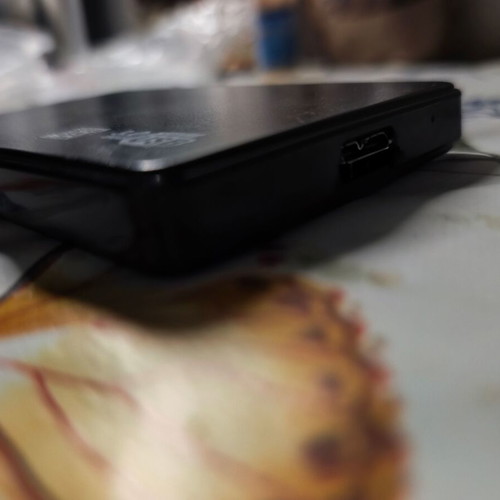 External hard drive enclosure with USB 3.0 Micro B cable