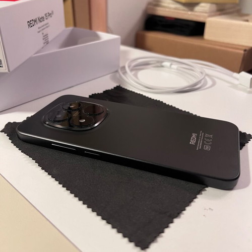 Redmi Note 15 Pro 512GB 12GB RAM smartphone like new