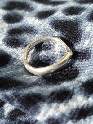 Tiny silver ring 925