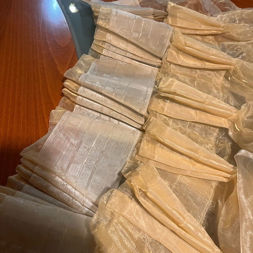 Curtains like new, set of 2, large and small