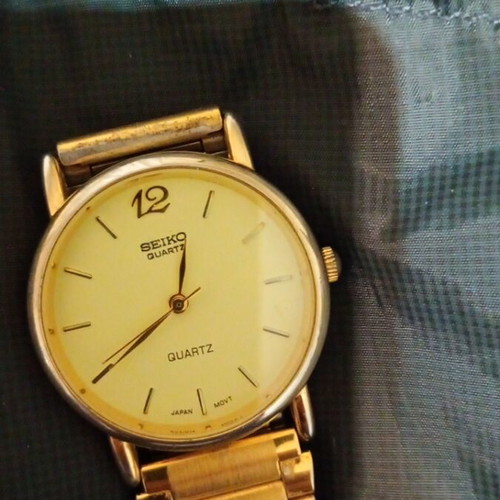 Seiko vintage men's watch used, gold color
