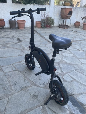 KUGOO electric bike, black with red details