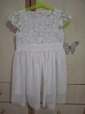Children's dress like new, suitable for flower girl