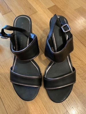 Marco Tozzi platform sandals used, size 40, black and grey
