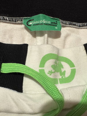 Men's shorts used, size medium