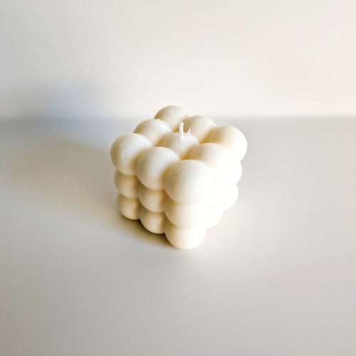 Bubble scented candle 5.5x5.5x5.5 cm made of soy wax