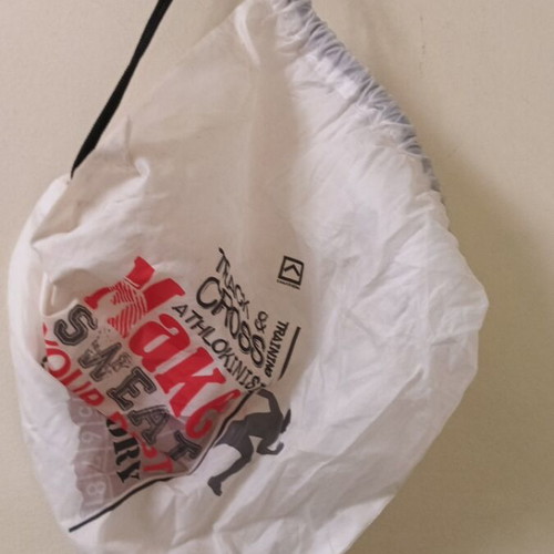 White sports sack like new