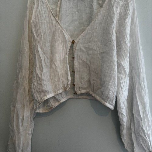 Crop shirt, white with gold buttons, size XL-XXL