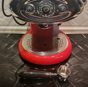 καφετιερα espresso Illy
