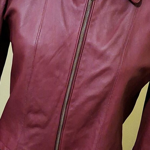 Real leather crimson jacket size L like new