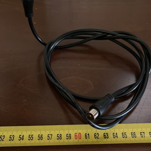 TV antenna cable male to female 1m like new