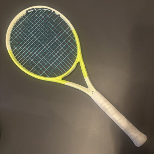 Head Extreme MP tennis racket used with Solinco Mach10 strings L3