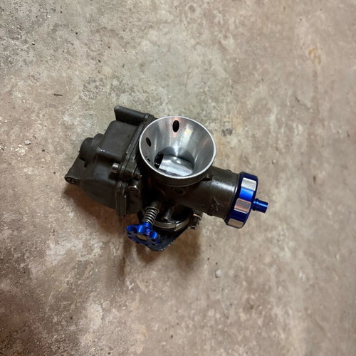 Mikuni 28mm carburetor like new