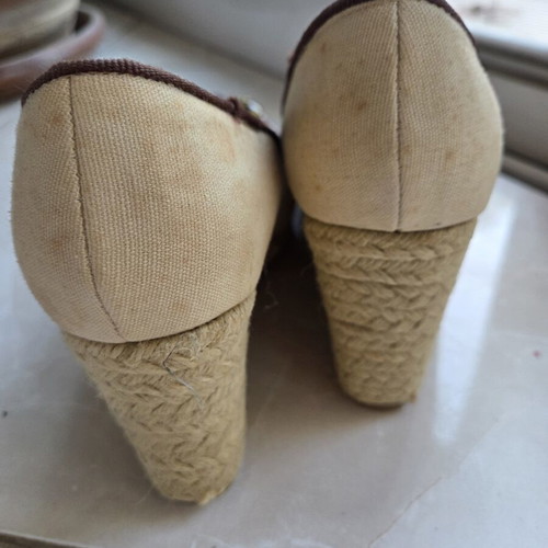 Platform shoes like new, beige leather, size 38