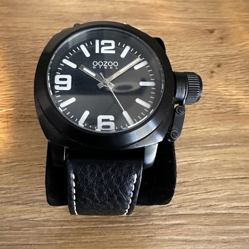 Oozoo Steel 45” watch like new, black