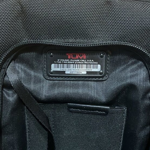 Tumi messenger bag for iPad like new, black and gray