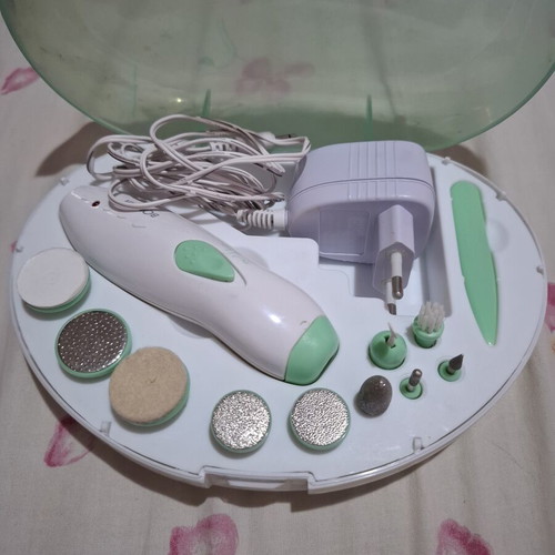 Electric manicure and pedicure set like new with 11 accessories