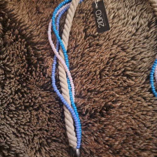 Handmade 210KD necklace new, beige and blue